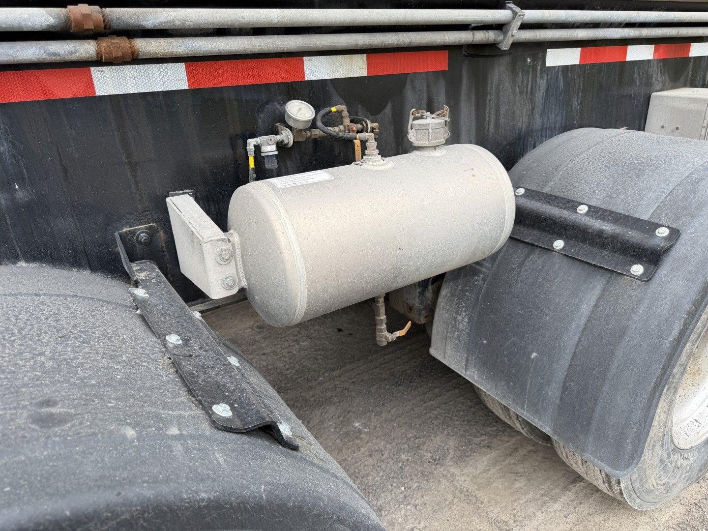 À courroie 3 essieux Gincor pit boss mur 57" usagé 2019 – Photo 17