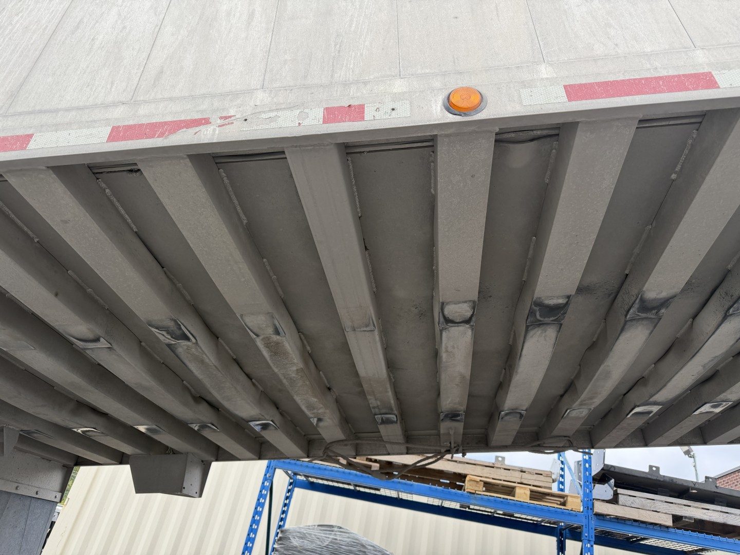 Stargate dump trailer 3-axle 68" wall used 2013 – Photo 15
