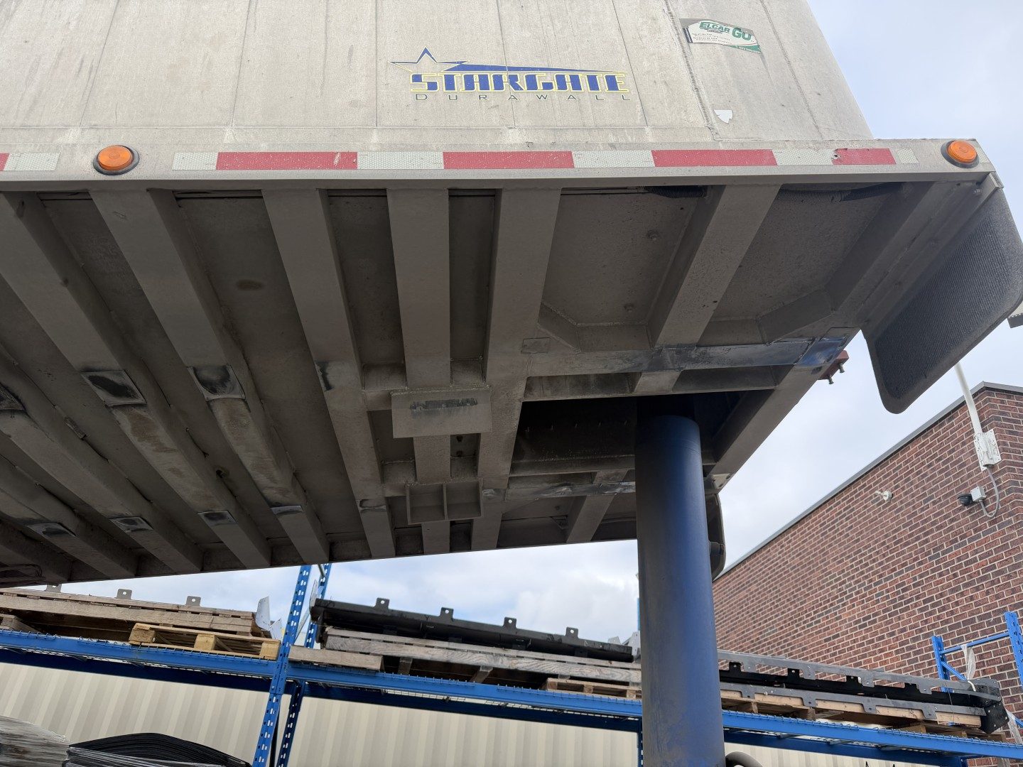 Stargate dump trailer 3-axle 68" wall used 2013 – Photo 23