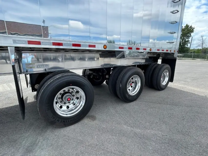 Dompeur 4 essieux Cobra 45' nouveau modèle à vendre à Laval – Photo 8