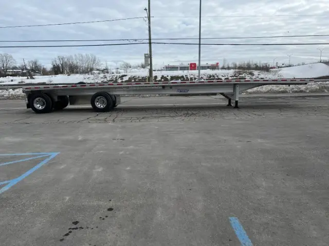 Extreme flatbed 2-axle new model for sale in Laval