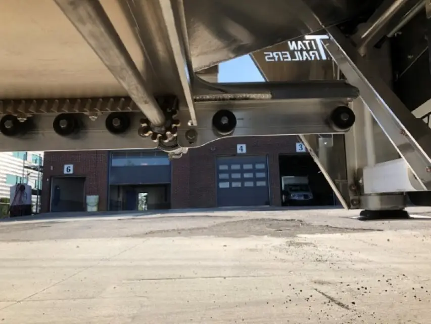 Titan b-train 5-axle 28' new model for sale in Laval – Photo 18