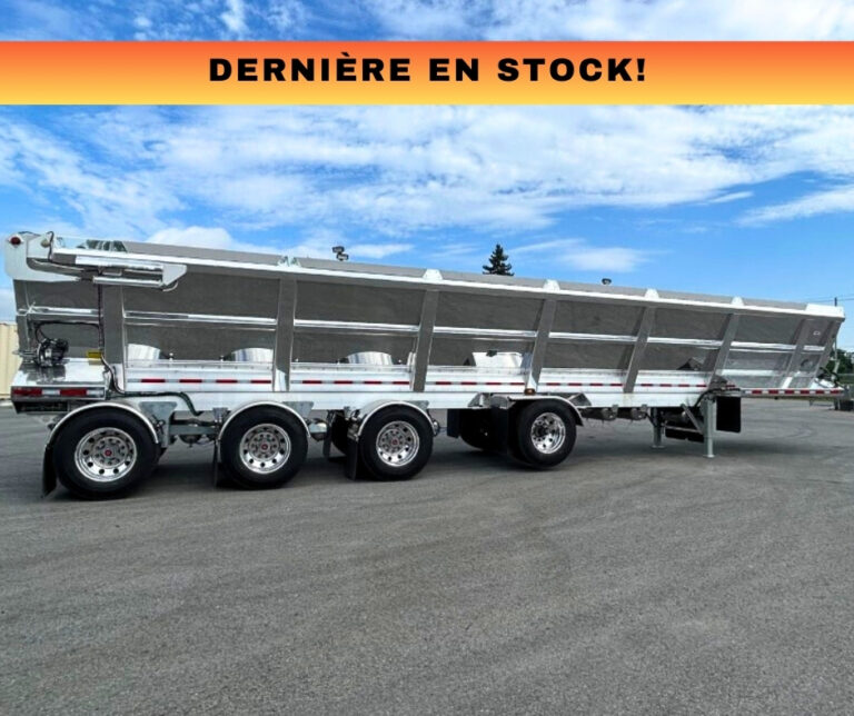 Photo du menu montrant la remorque à courroie de Raglan de 48' et mentionnant qu'il s'agit de la dernière en stock.