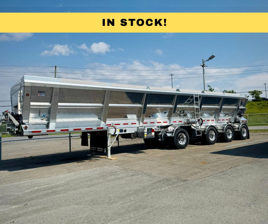 Raglan live bottom belt trailer