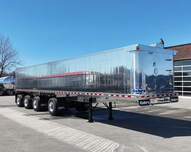 Dompeur 4 essieux Cobra mur 72" nouveau modèle