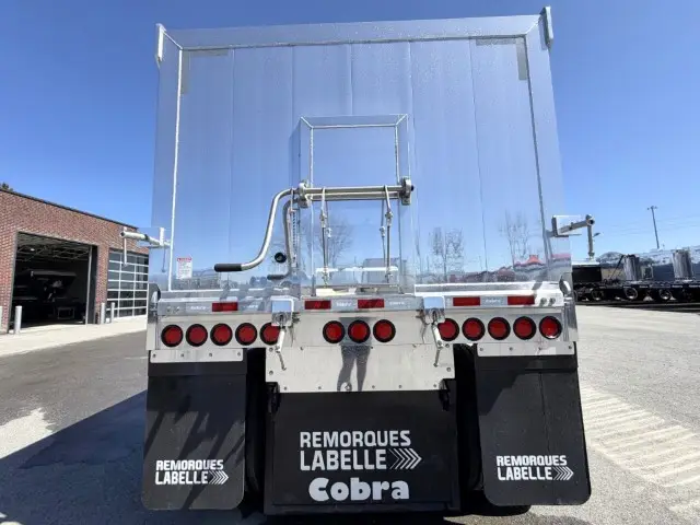 Dompeur 4 essieux Cobra mur 66" nouveau modèle – Photo 9