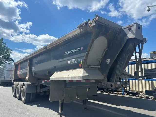 Cross Country hybrid 3-axle hybrid used for sale in Laval