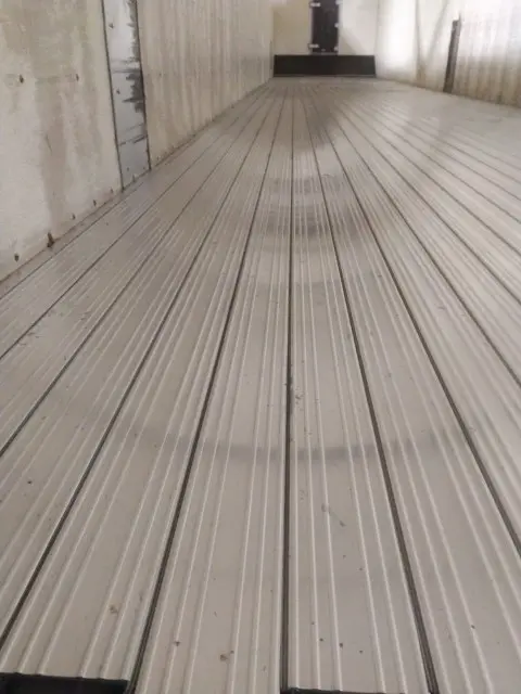 Manac walking floor 4-axle 53' used for sale in Laval – Photo 13