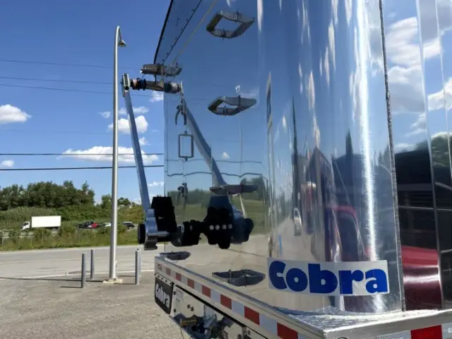 Dompeur 4 essieux Cobra mur 72" avec toile nouveau modèle – Photo 11