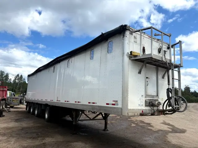 Manac walking floor 4-axle 53' used for sale in Laval