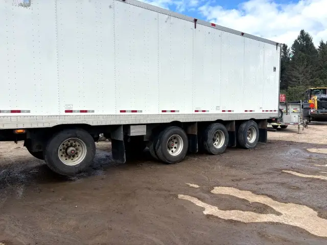 Manac walking floor 4-axle 53' used for sale in Laval – Photo 5