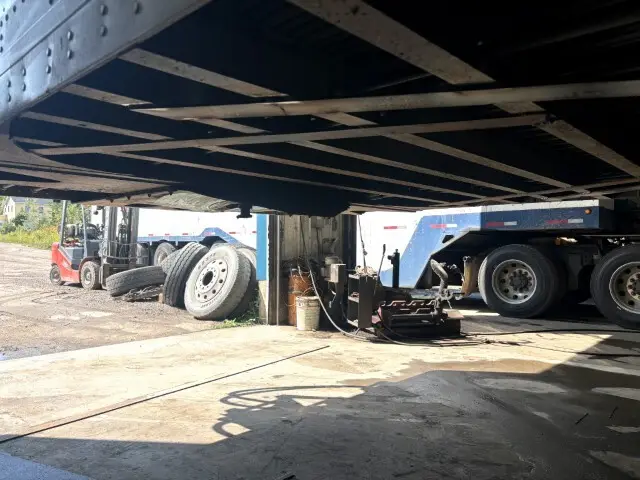 Manac walking floor 4-axle 53' used for sale in Laval – Photo 34