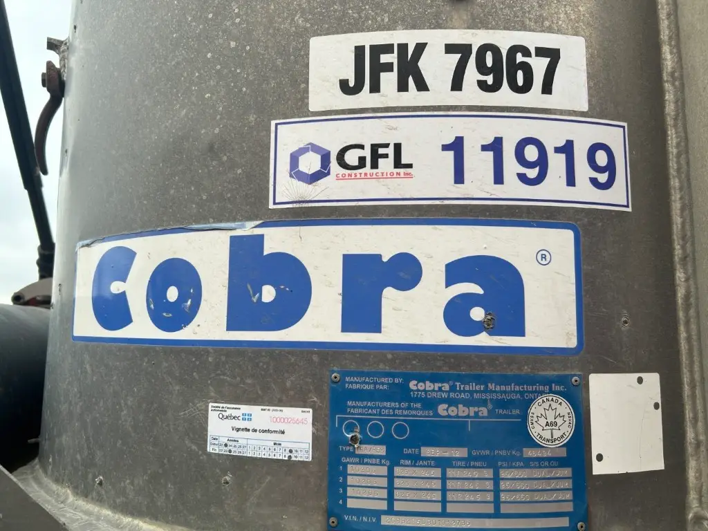 Dompeur 3 essieux Cobra 32' usagé 2013 à vendre à Laval – Photo 24