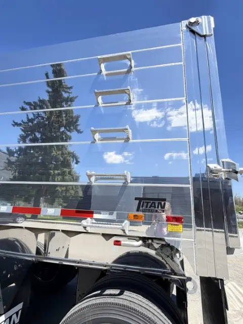 Dompeur 4 essieux Titan mur 72" nouveau modèle – Photo 7