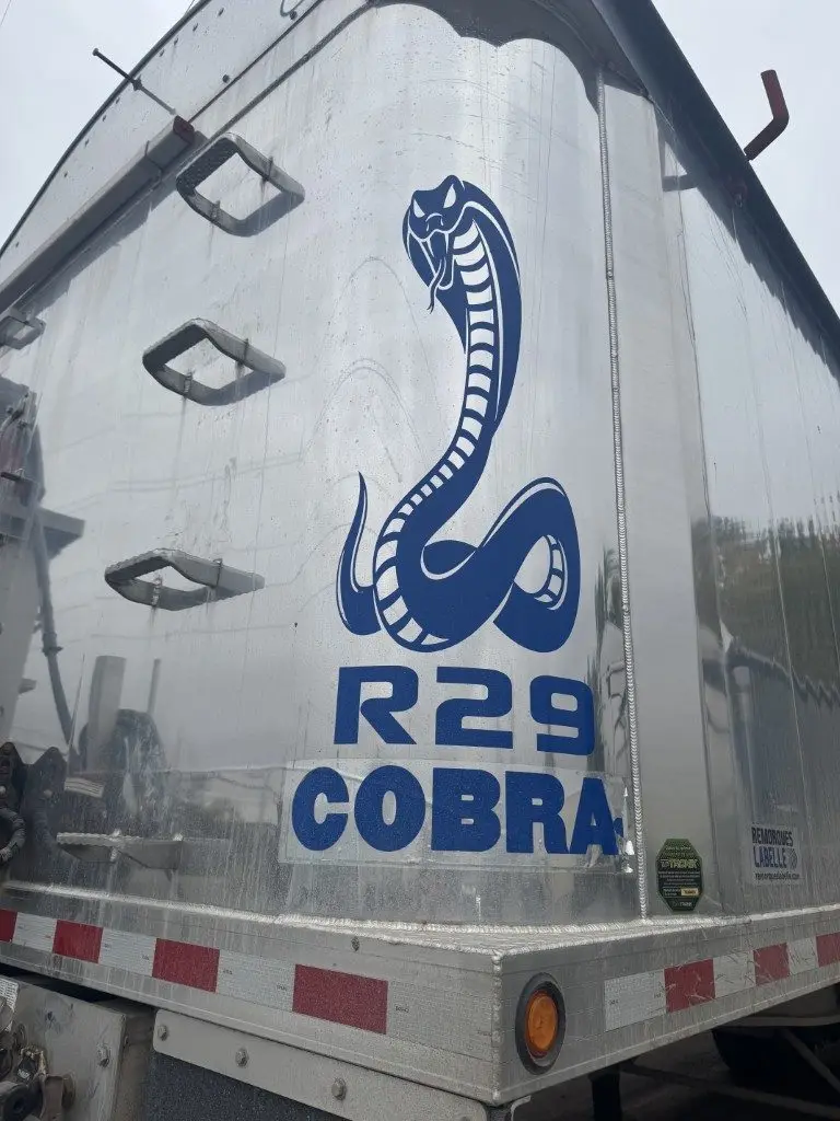 Dompeur 4 essieux Cobra mur 72" usagé 2023 à vendre à Laval – Photo 7