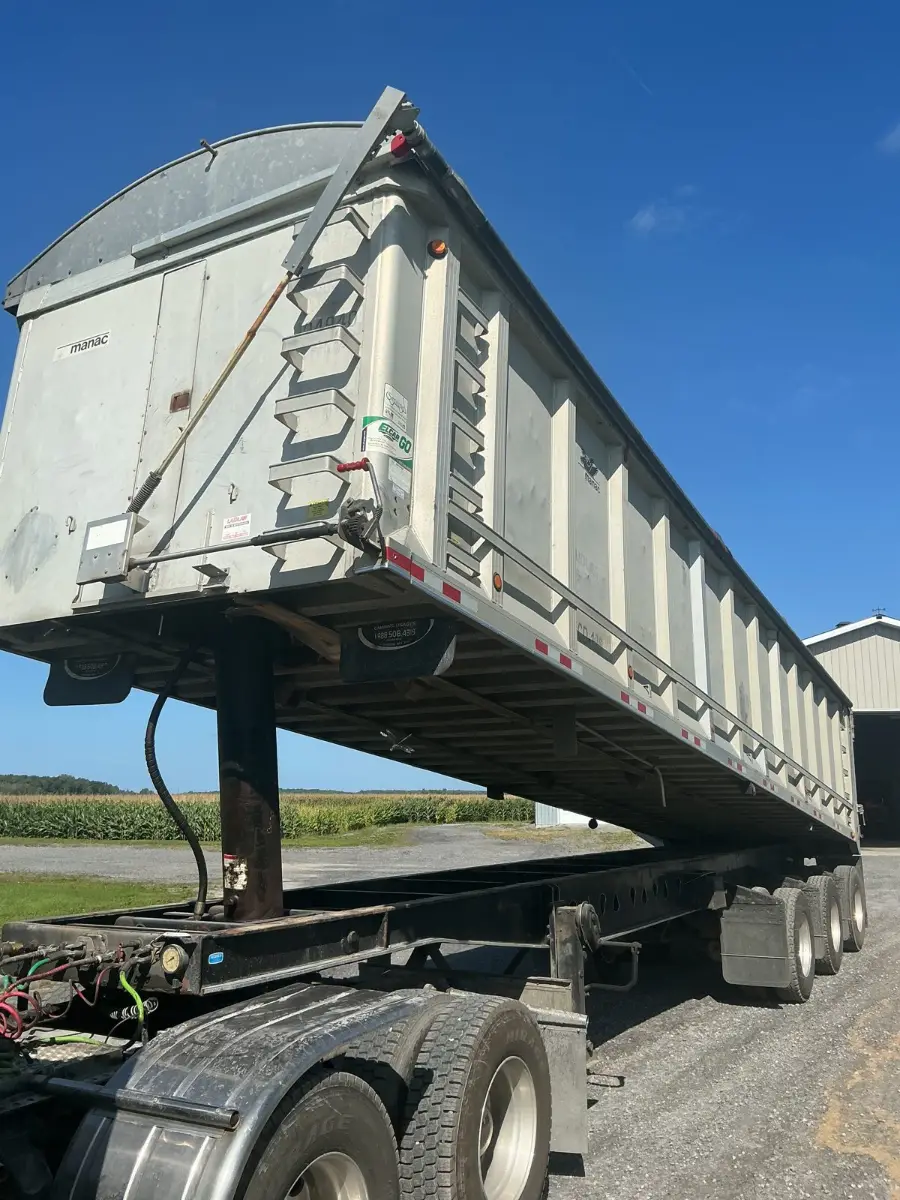 Dompeur 3 essieux Manac mur 72" usagé 2007 à vendre à Laval – Photo 10